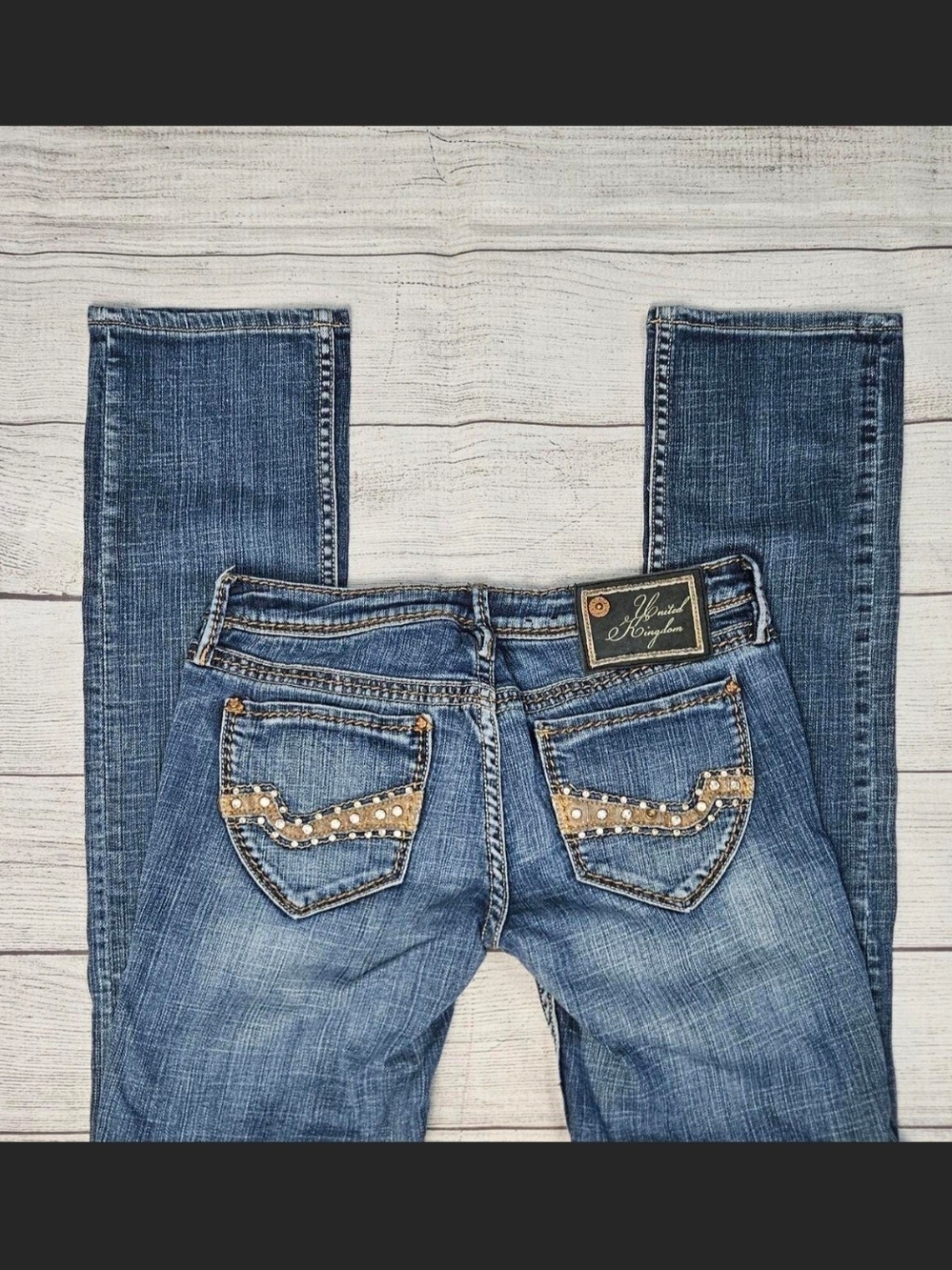 Pepe Jeans Women's Lowrise Bootcut Jeans with Embellished Back Pockets